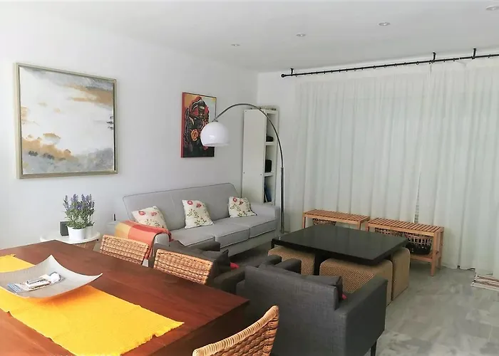 Casas Fuente Del Sol * コニル・デ・ラ・フロンテラ